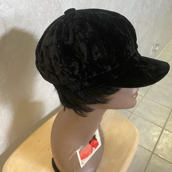 Hat - Picture 2 of 4